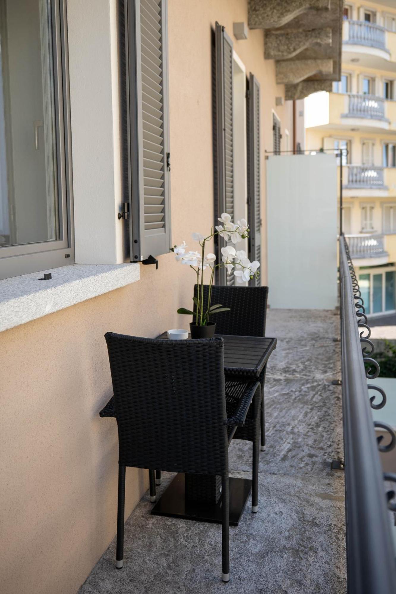 Residenza Diaz Apartment Domodossola Luaran gambar